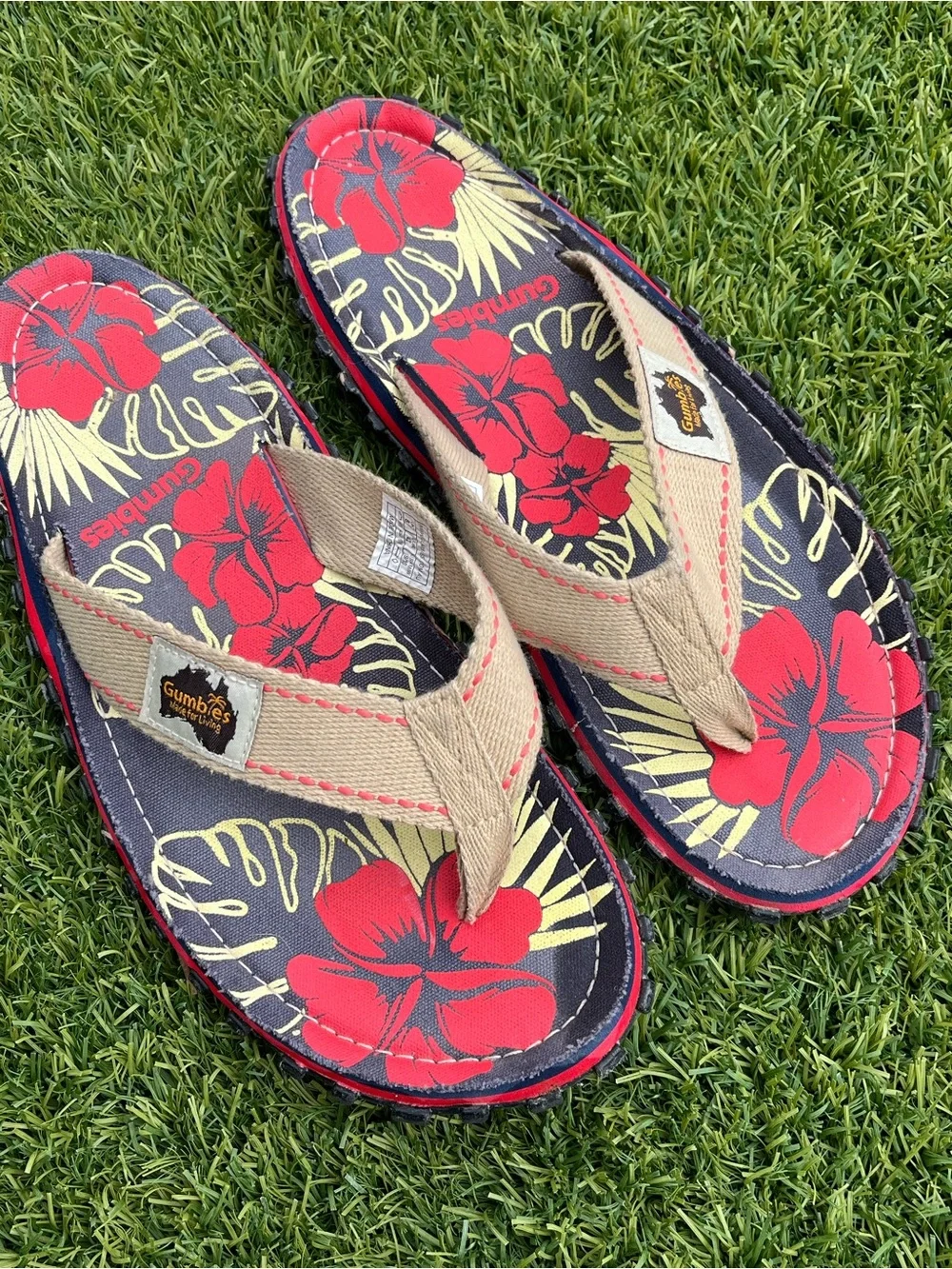 Gumbies Islander Flip-Flops In Denim Hibiscus Mens US Size 9/10 UK 8 EUR 42